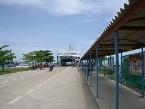 �g���T���̃t�F���[����