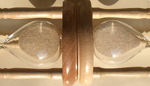 �F�������ɈႤ